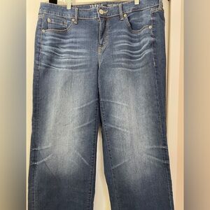 Torrid perfect fit wide leg jeans. Size 14